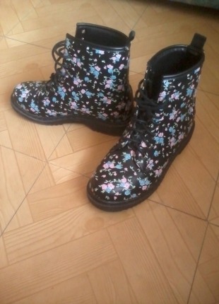 F & F Tally Weijl