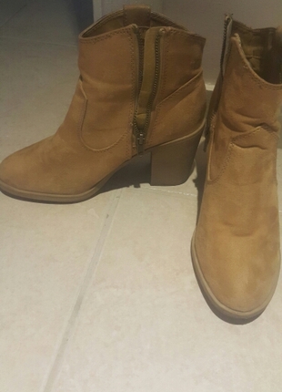h&m bootie hardal rengi