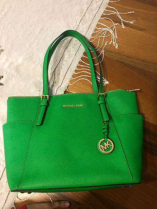 l Beden yeşil Renk Michael kors çanta fırsat !!
