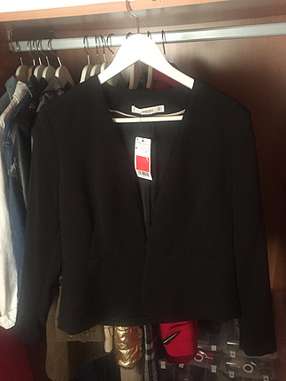 Yakasız blazer ceket