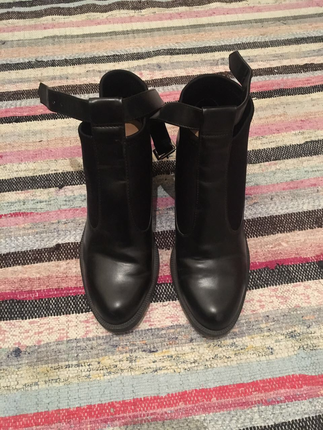 Zara kisa bot