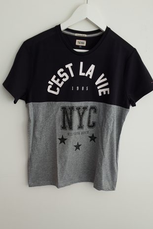 tommy tshirt