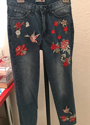 Topshop Nakışlı momjean