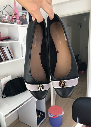 39 Beden siyah Renk Tommy hilfiger babet